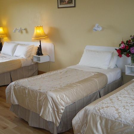 Redwood Bed & Breakfast Dunrine Екстериор снимка