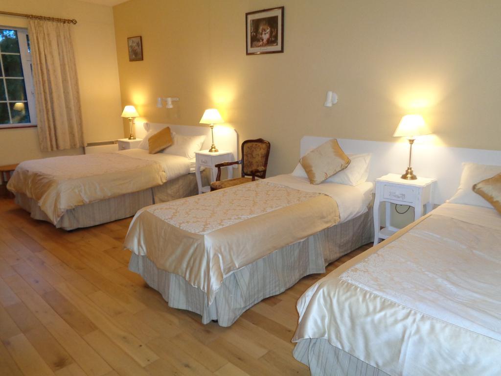 Redwood Bed & Breakfast Dunrine Стая снимка