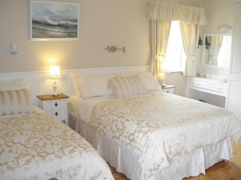 Redwood Bed & Breakfast Dunrine Стая снимка