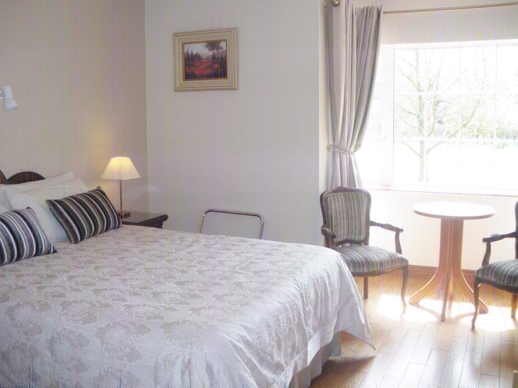 Redwood Bed & Breakfast Dunrine Стая снимка
