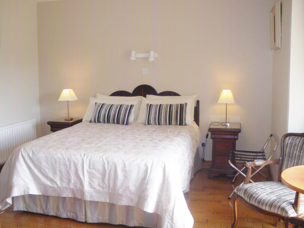 Redwood Bed & Breakfast Dunrine Стая снимка
